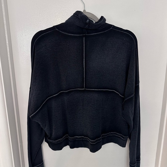 Free People Movement Navy Blue Cowl Neck Pull Over - Picture 4 of 4